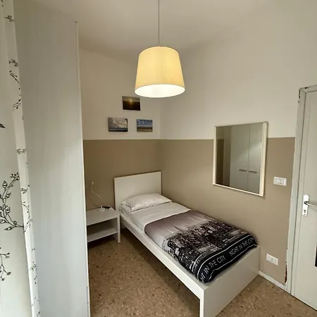 Montefiorino Pensión *